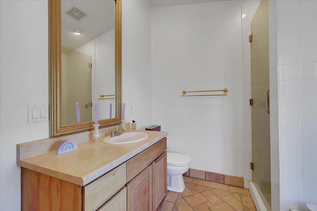 Oregon House, California, 95962, United States, 3 Bedrooms Bedrooms, ,3 BathroomsBathrooms,Residential,For Sale,2031122