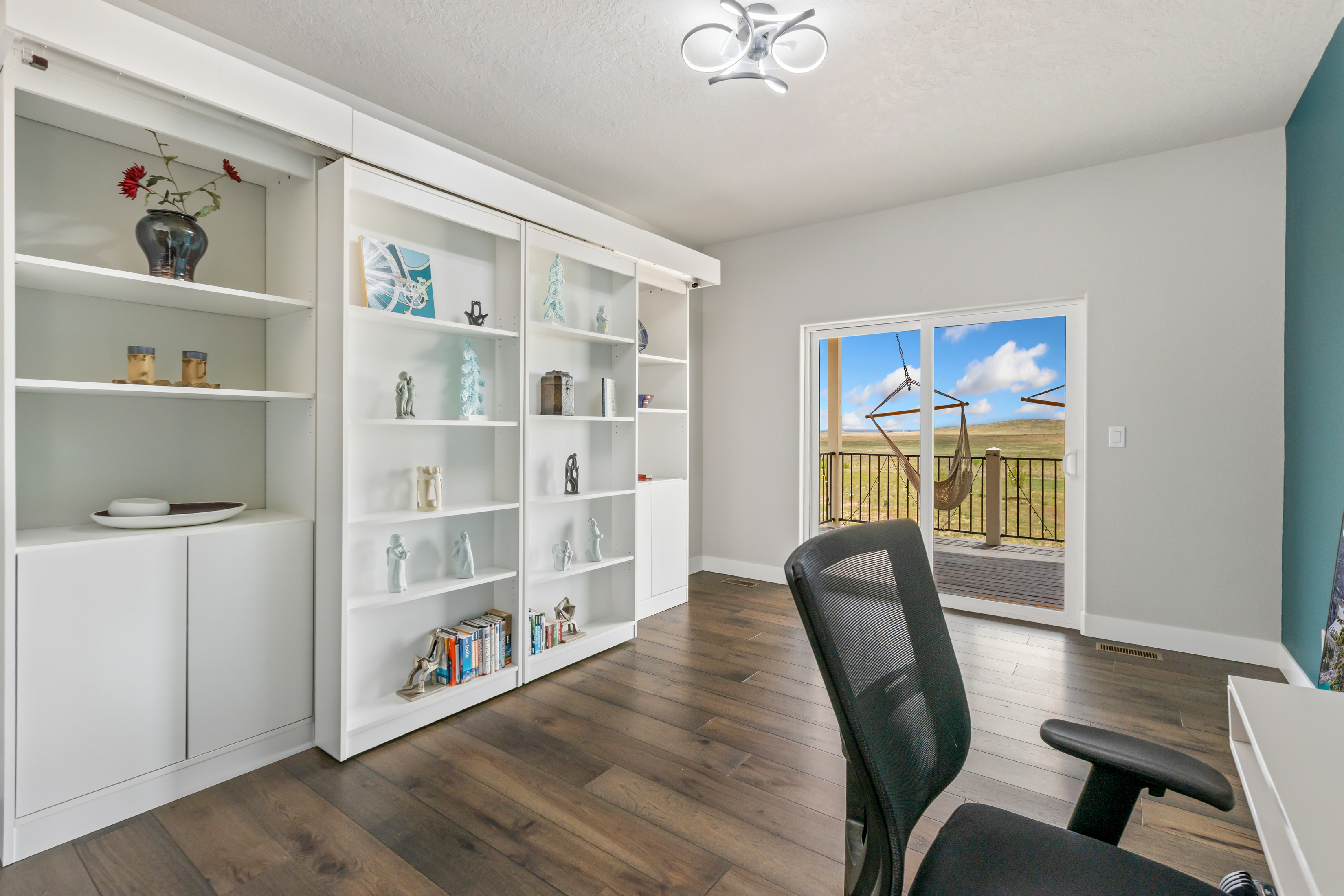  Custom-Built Home in the Highly Sought-After Pelican Lake Ranch Community - 物件實景