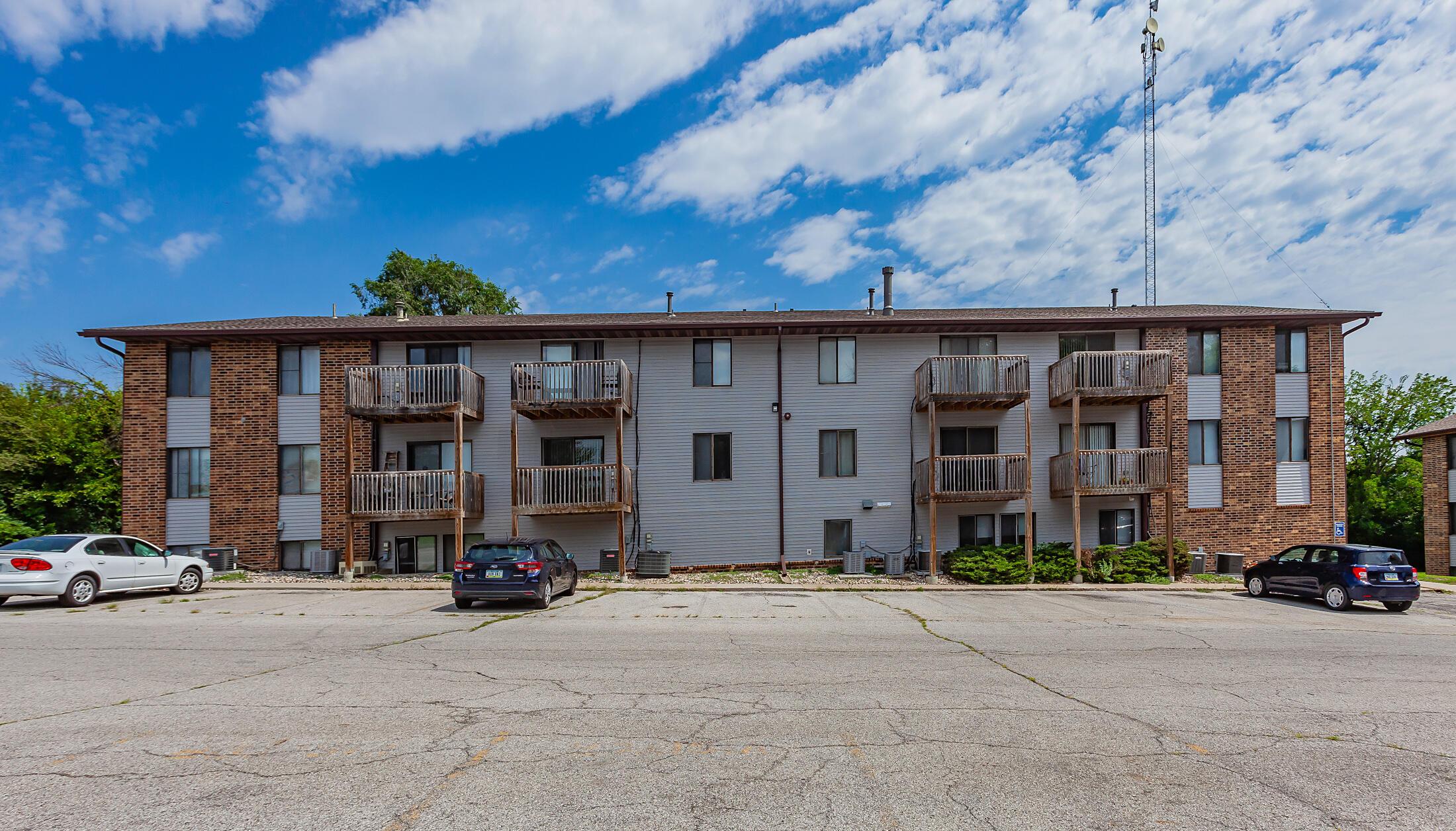 Ames, Iowa, 50010, United States, ,Residential,For Sale,1928373