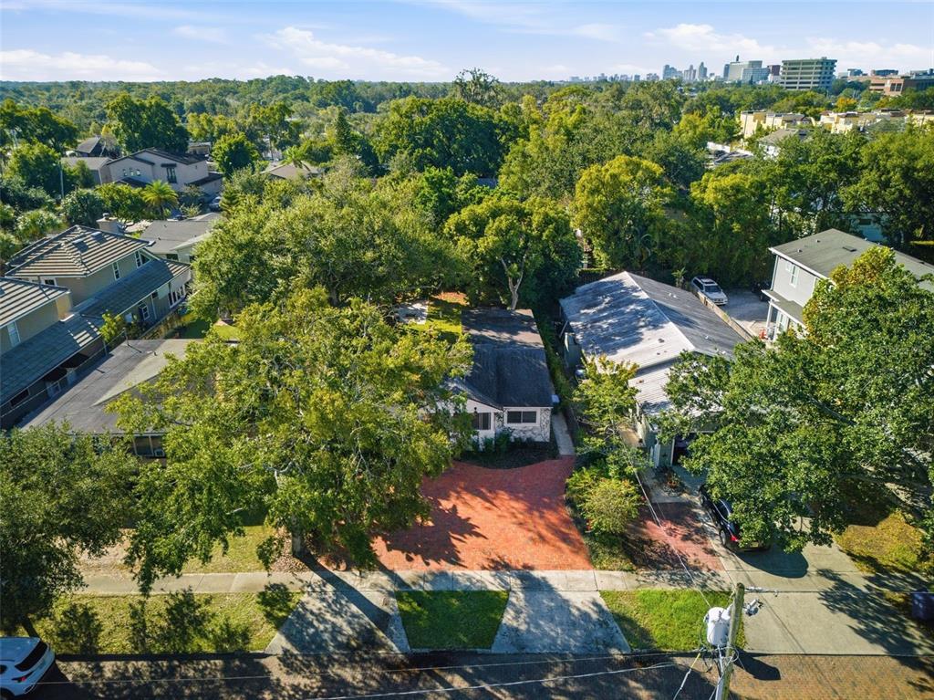 Winter Park, Florida, 32789, United States, 3 Bedrooms Bedrooms, ,2 BathroomsBathrooms,Residential,For Sale,1987526