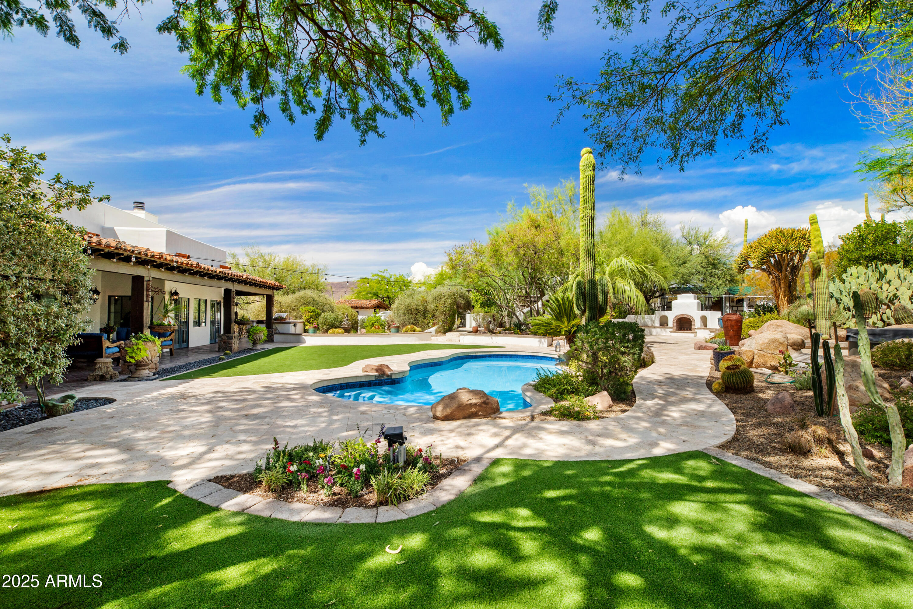 Cave Creek, Arizona, 85331, United States, 2 Bedrooms Bedrooms, ,4 BathroomsBathrooms,Residential,For Sale,1987771