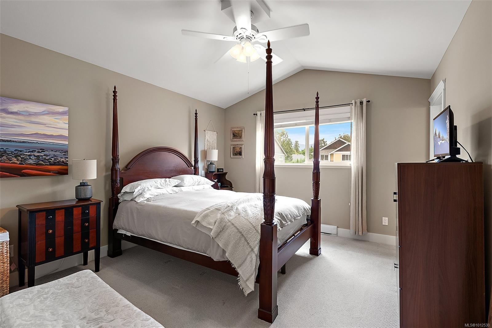 DUNCAN, British Columbia, V9L 0E1, CA, 4 Bedrooms Bedrooms, ,Residential,For Sale,1950209