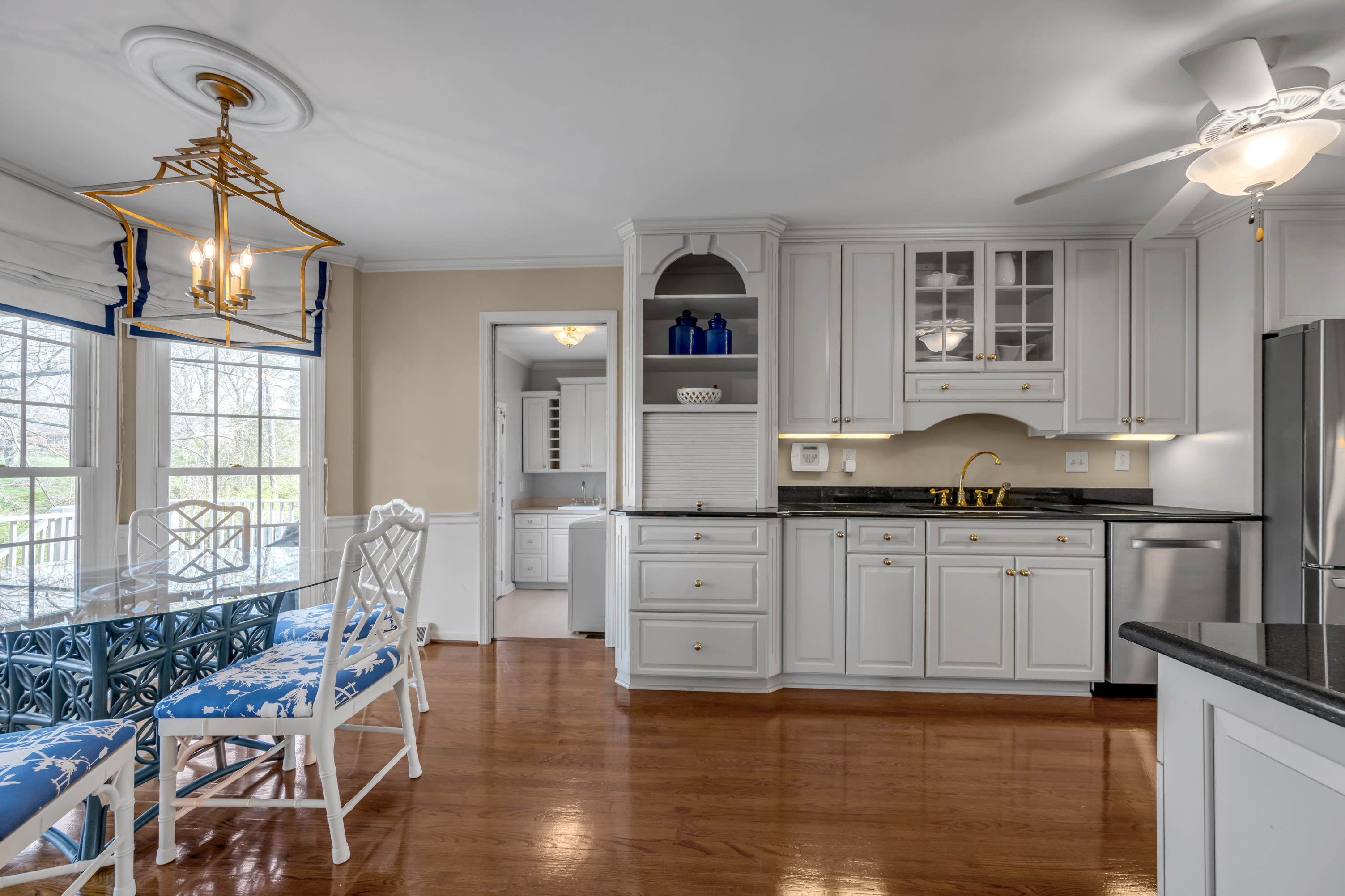  2071 Manor Drive - 物件實景