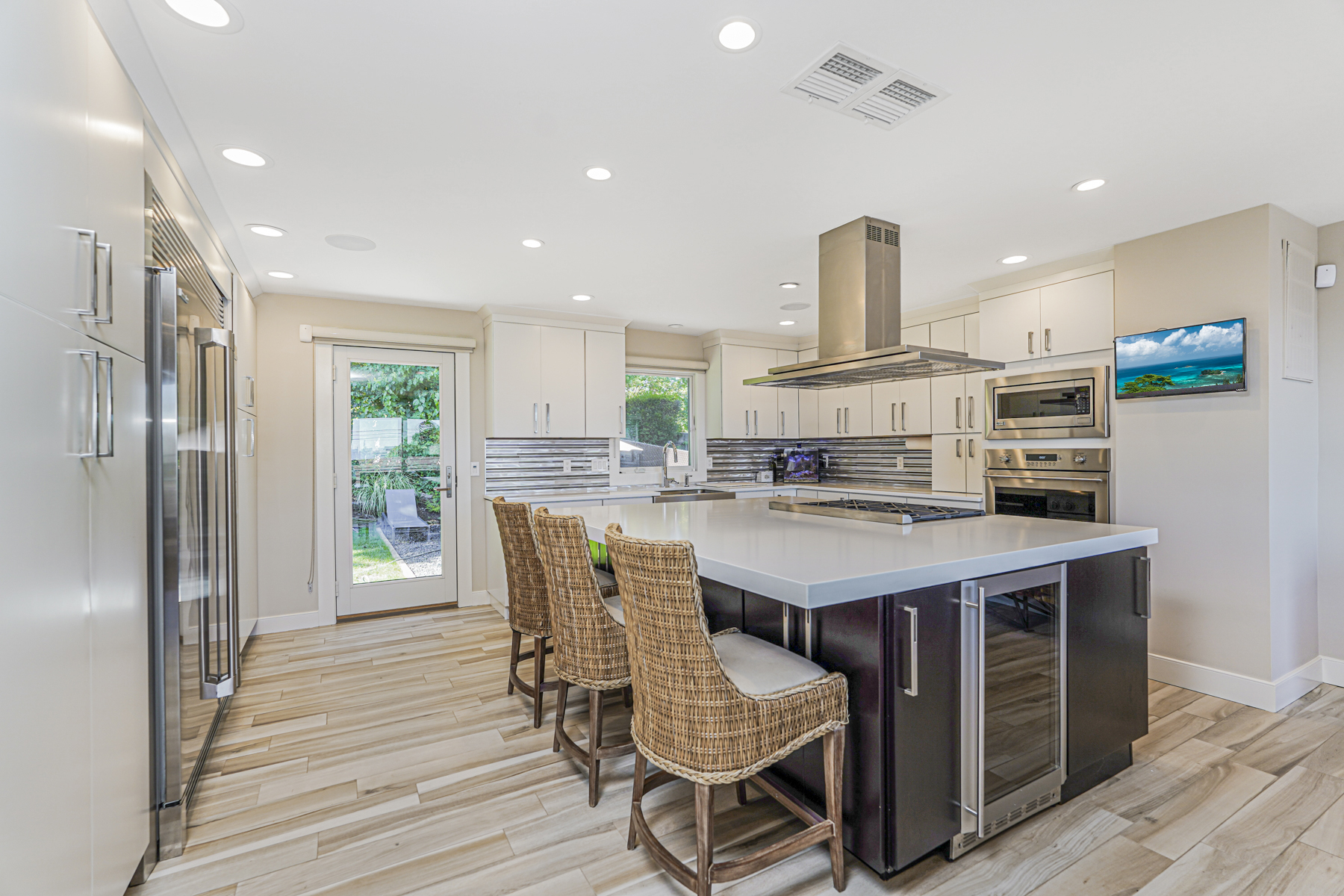 Staten Island, New York, 10304, United States, 4 Bedrooms Bedrooms, ,4 BathroomsBathrooms,Residential,For Sale,1949787