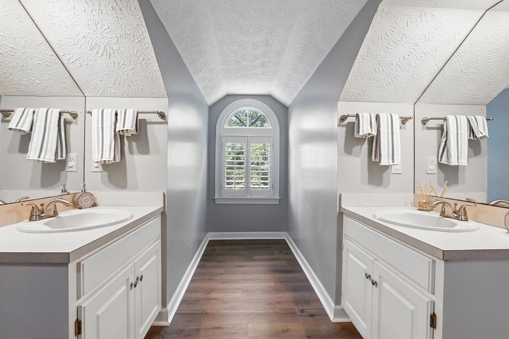Columbus, Georgia, 31904, United States, 4 Bedrooms Bedrooms, ,4 BathroomsBathrooms,Residential,For Sale,1905895