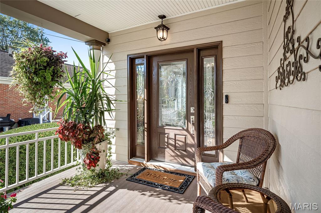 Kirkwood, Missouri, 63122, United States, 4 Bedrooms Bedrooms, ,4 BathroomsBathrooms,Residential,For Sale,1986224