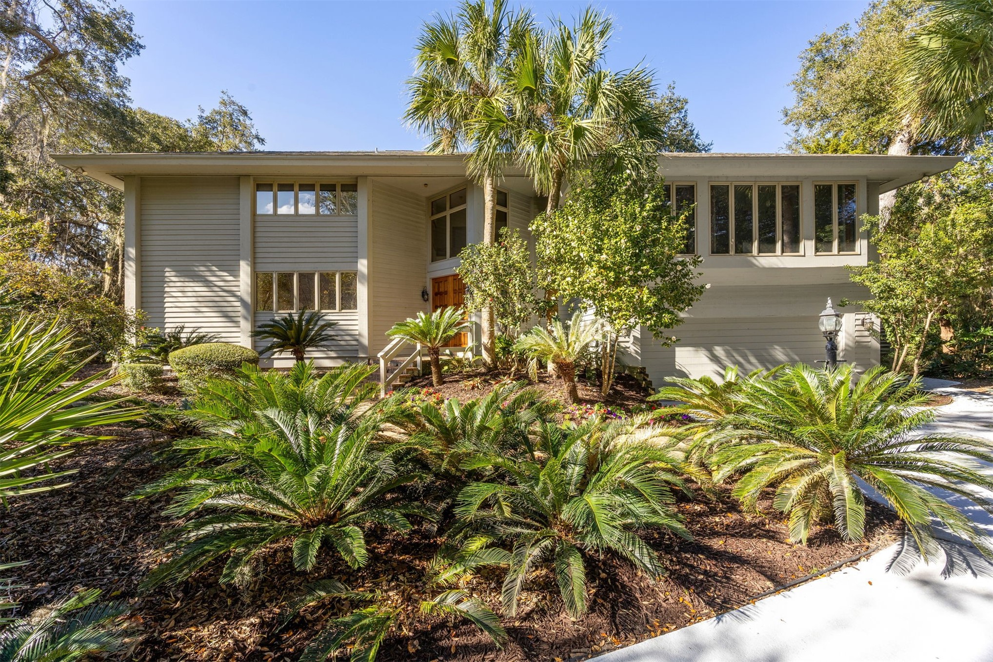 Fernandina Beach, Florida, 32034, United States, 3 Bedrooms Bedrooms, ,4 BathroomsBathrooms,Residential,For Sale,2011360