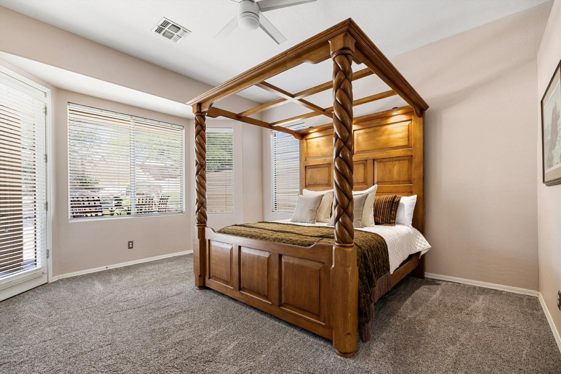  10614 E Meadowhill Drive ¦ Scottsdale, AZ - 物件實景