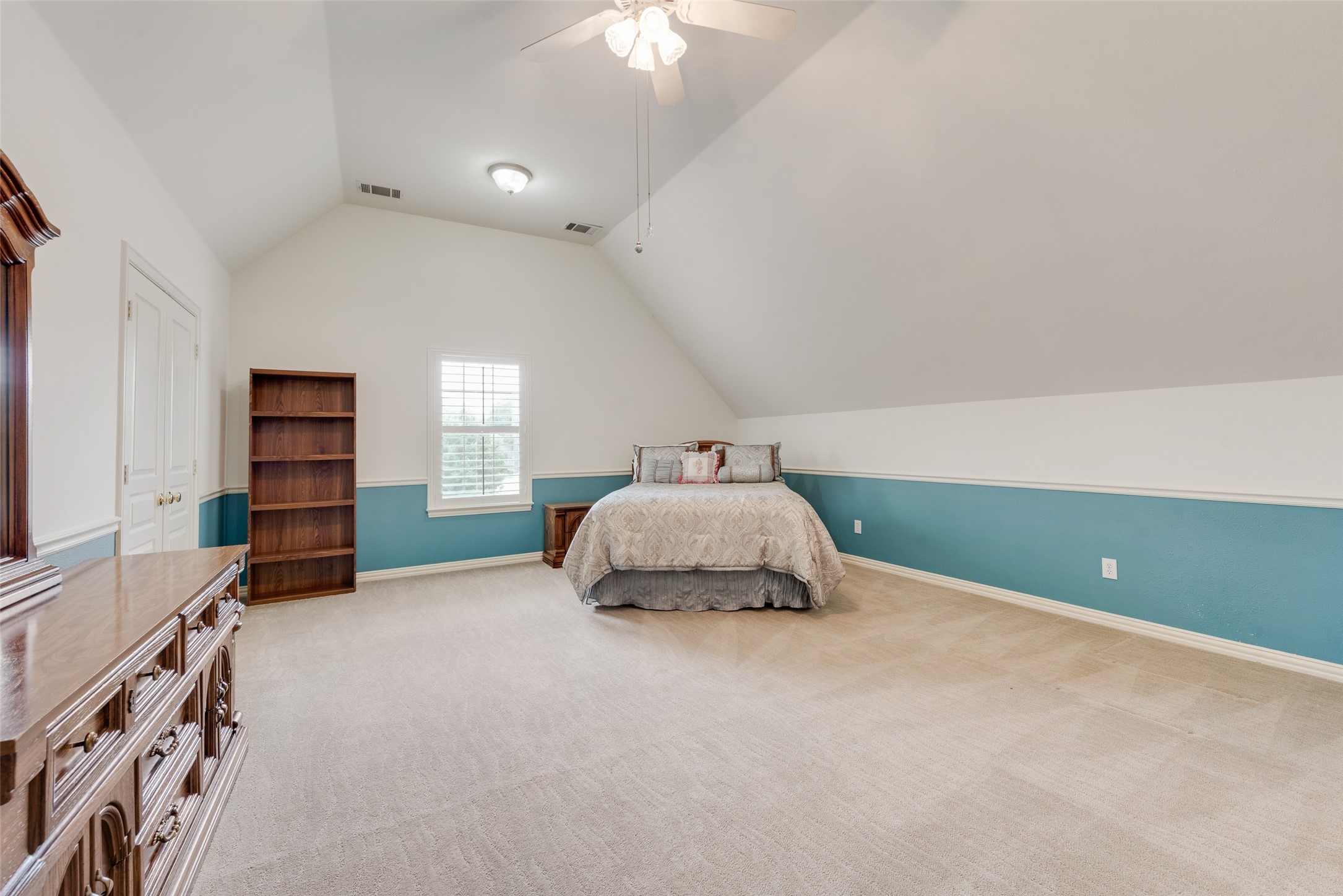 Heath, Texas, 75032, United States, 5 Bedrooms Bedrooms, ,4 BathroomsBathrooms,Residential,For Sale,1847303