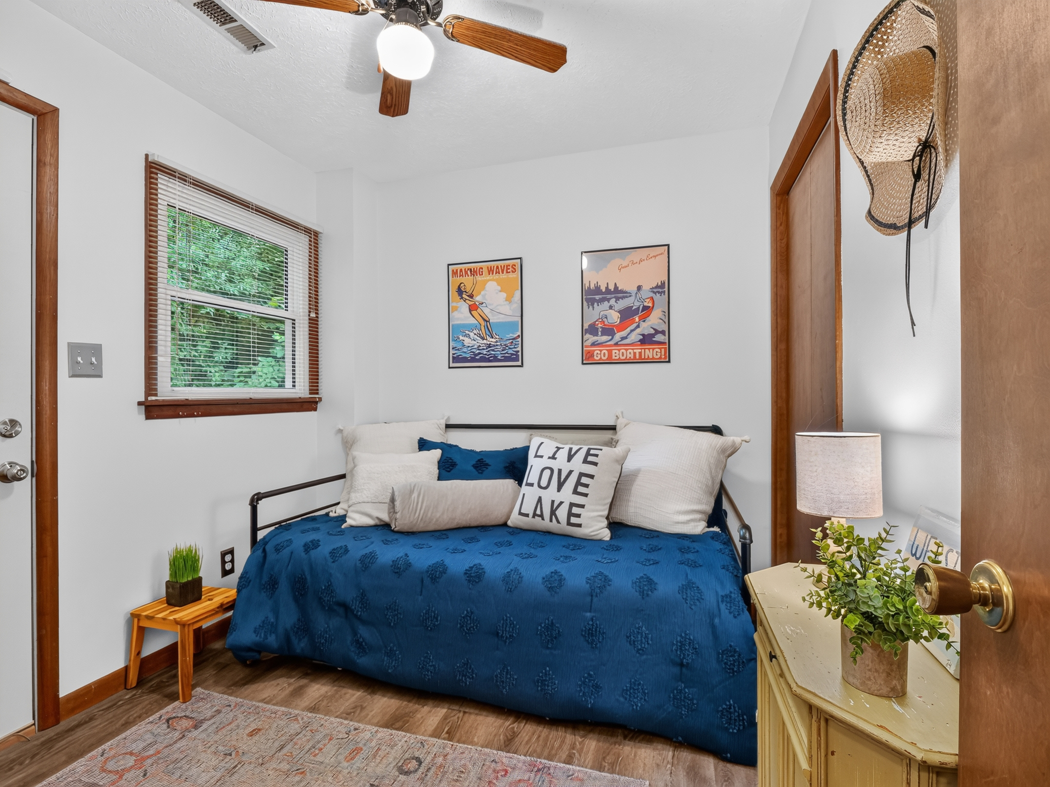  Four Bedroom Webster Lake Home - 物件實景