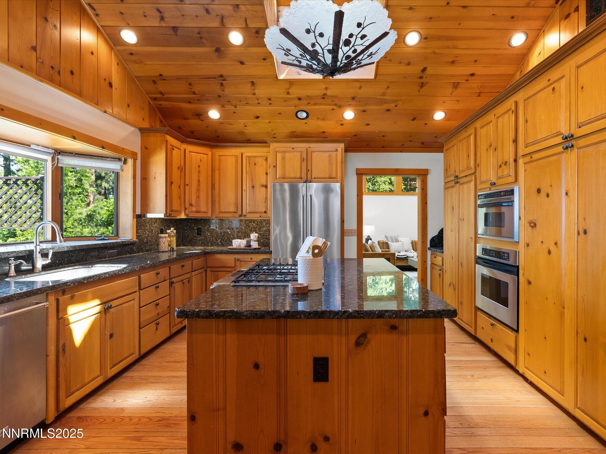 Glenbrook, Nevada, 89413, United States, 5 Bedrooms Bedrooms, ,4 BathroomsBathrooms,Residential,For Sale,1875659