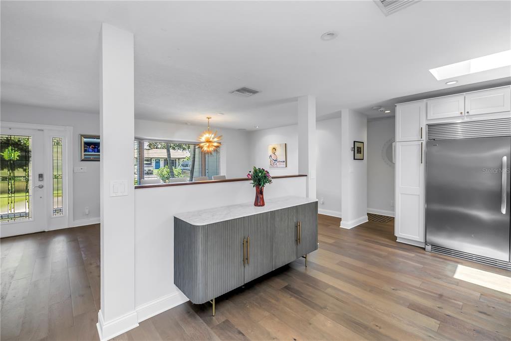 St Petersburg, Florida, 33711, United States, 3 Bedrooms Bedrooms, ,2 BathroomsBathrooms,Residential,For Sale,1862533