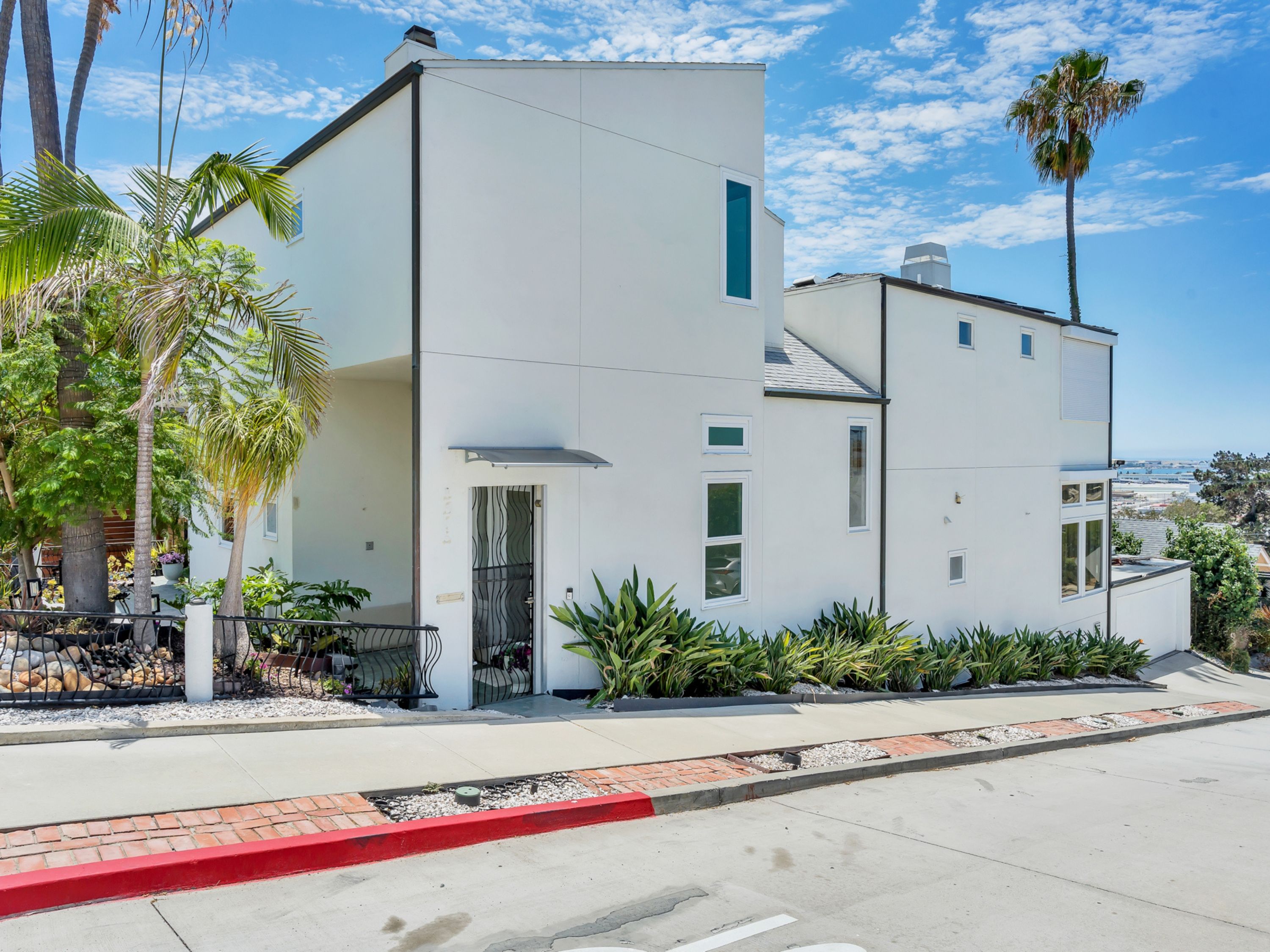  3815 Henry Street, San Diego, CA 92110 - 物件實景