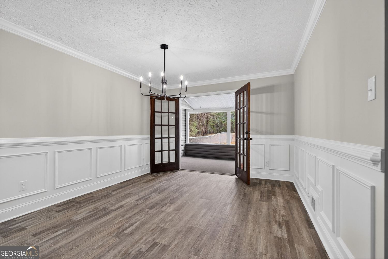 Fayetteville, Georgia, 30215, United States, 4 Bedrooms Bedrooms, ,2 BathroomsBathrooms,Residential,For Sale,2013140