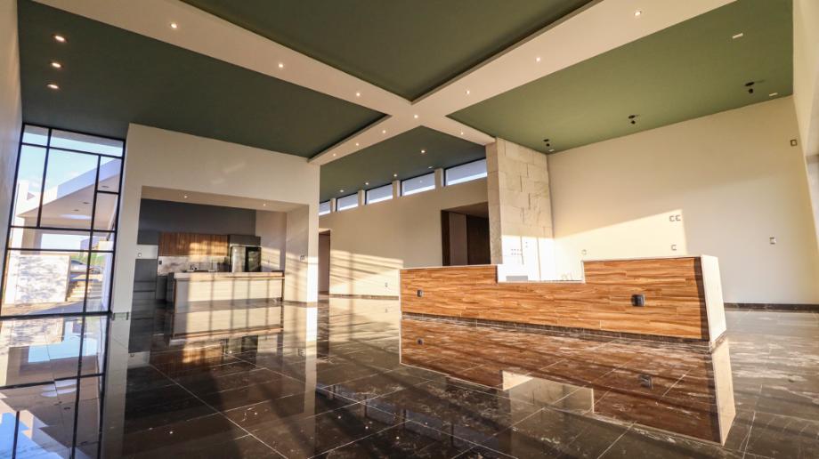 Club de Golf, Morelia, Michoacán de Ocampo, 58254, Mexico, 3 Bedrooms Bedrooms, ,3 BathroomsBathrooms,Residential,For Sale,Club de Golf,1442769