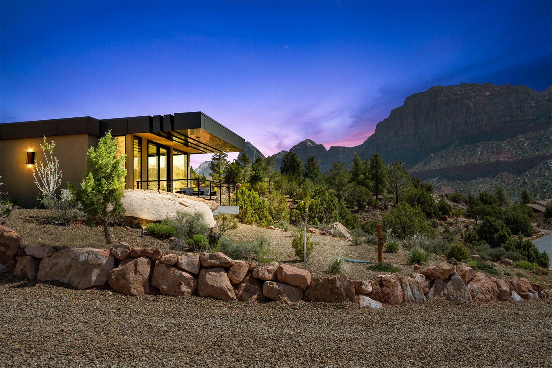 Springdale, Utah, 84767, United States, 4 Bedrooms Bedrooms, ,Residential,For Sale,1991496