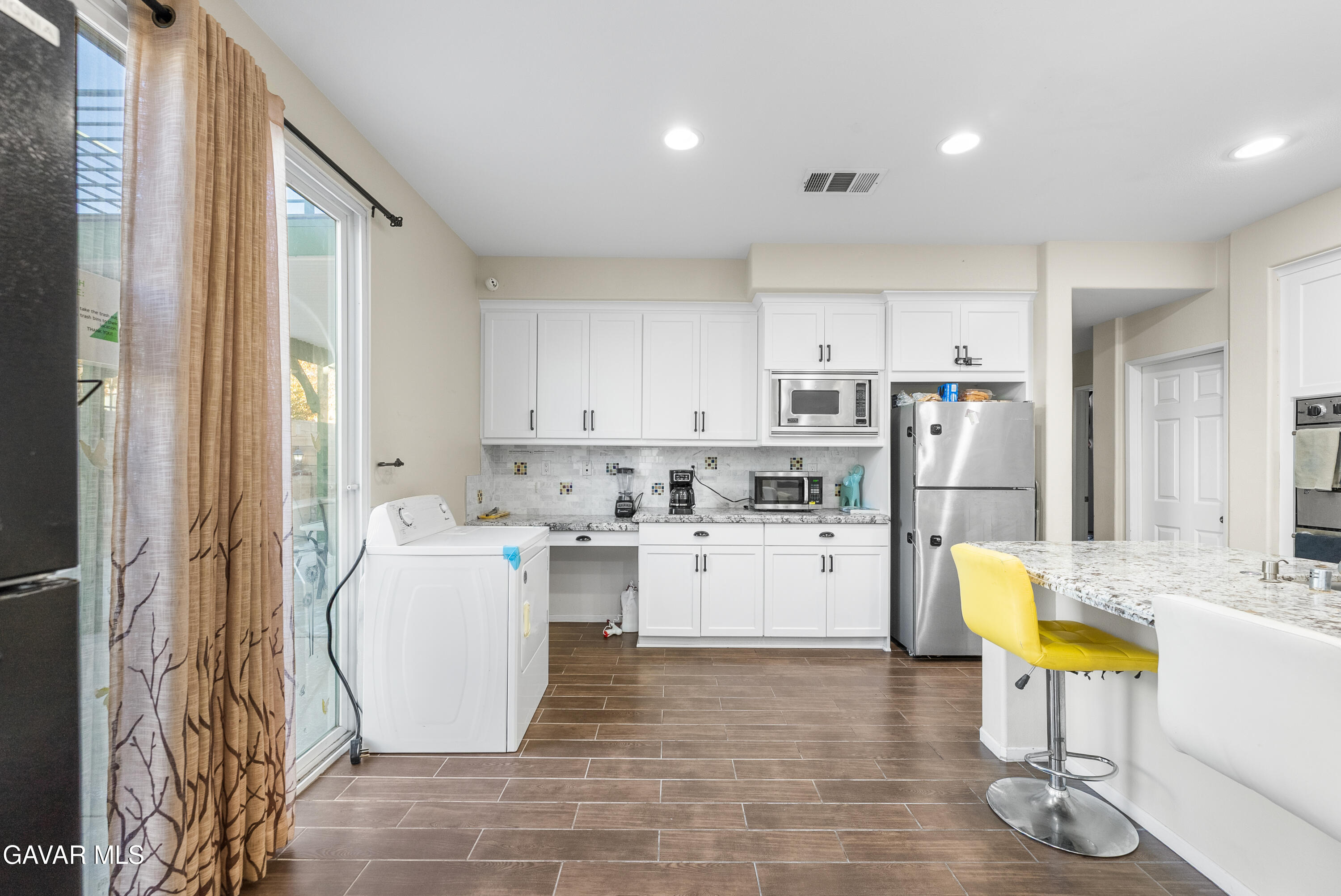 Lancaster, California, 93536, United States, 5 Bedrooms Bedrooms, ,3 BathroomsBathrooms,Residential,For Sale,1996467