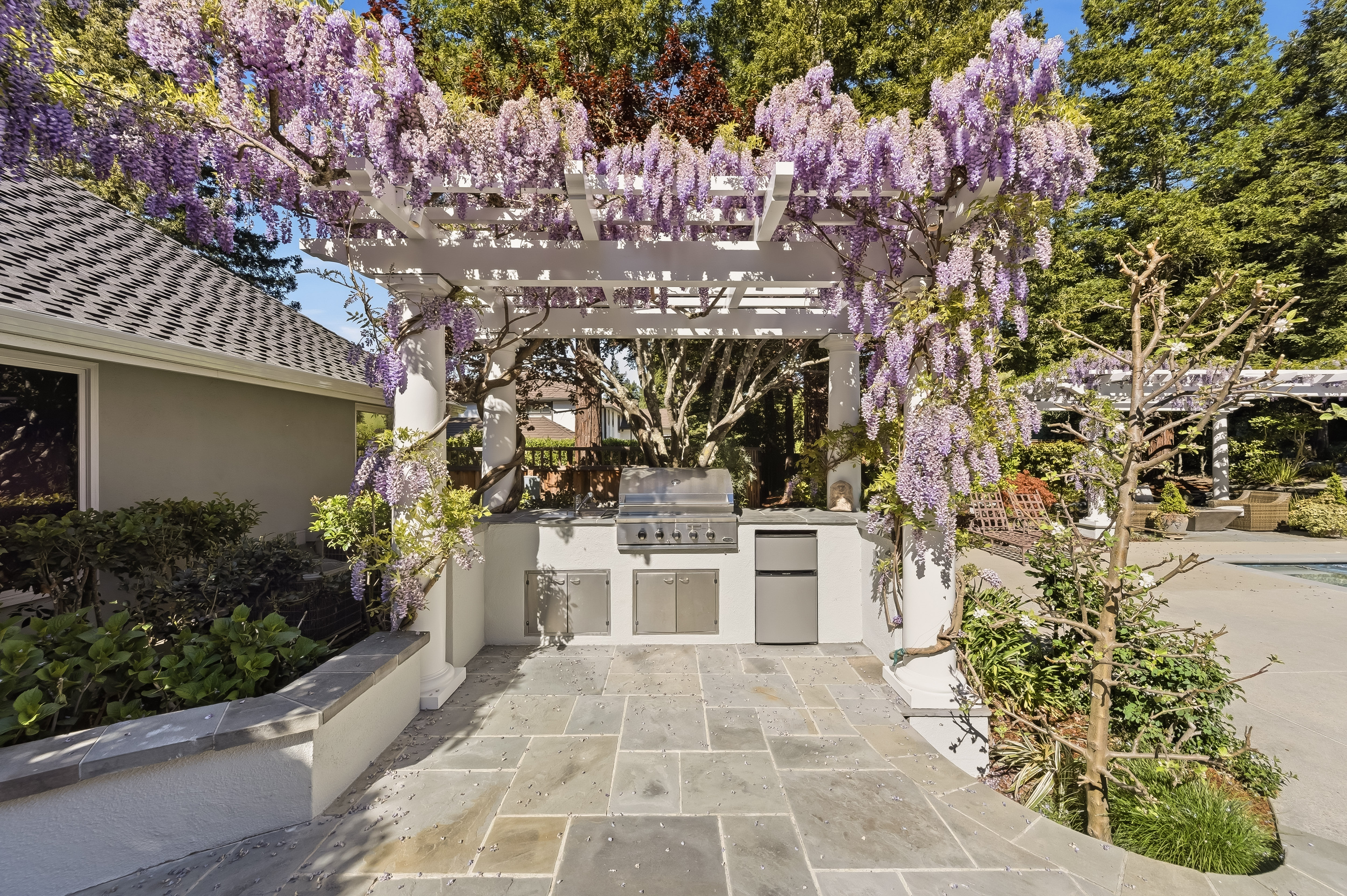  Elegant Vineyard Estate with Resort-Like Grounds - 物件實景