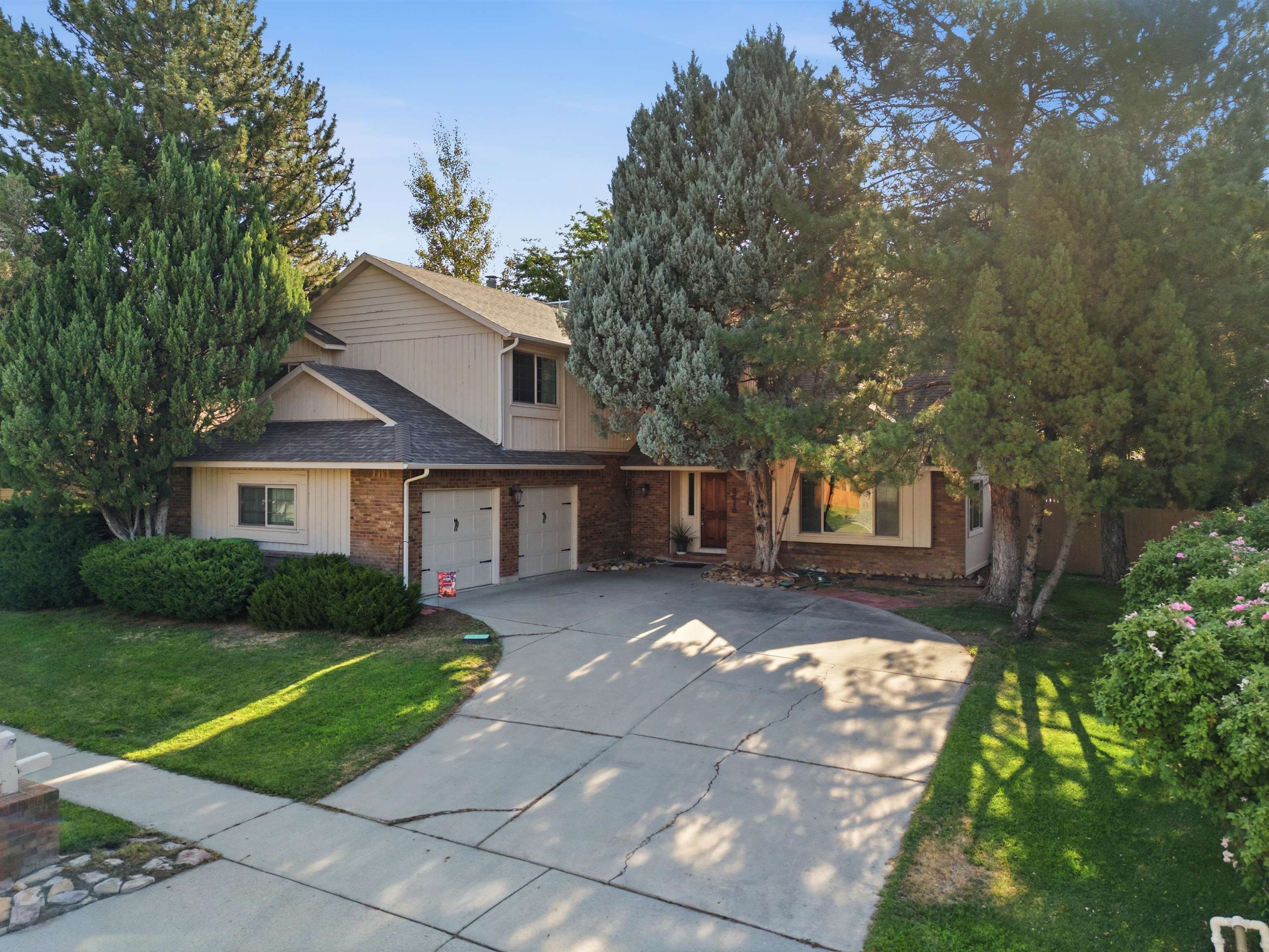 Applewood St, Grand Junction, CO 81506