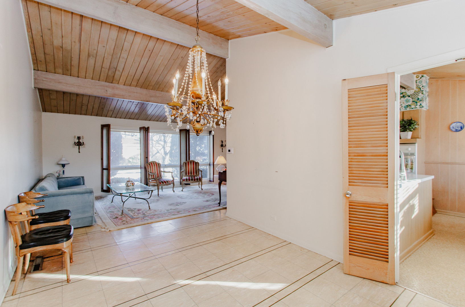 Wilmette, Illinois, 60091, United States, 3 Bedrooms Bedrooms, ,3 BathroomsBathrooms,Residential,For Sale,2013016