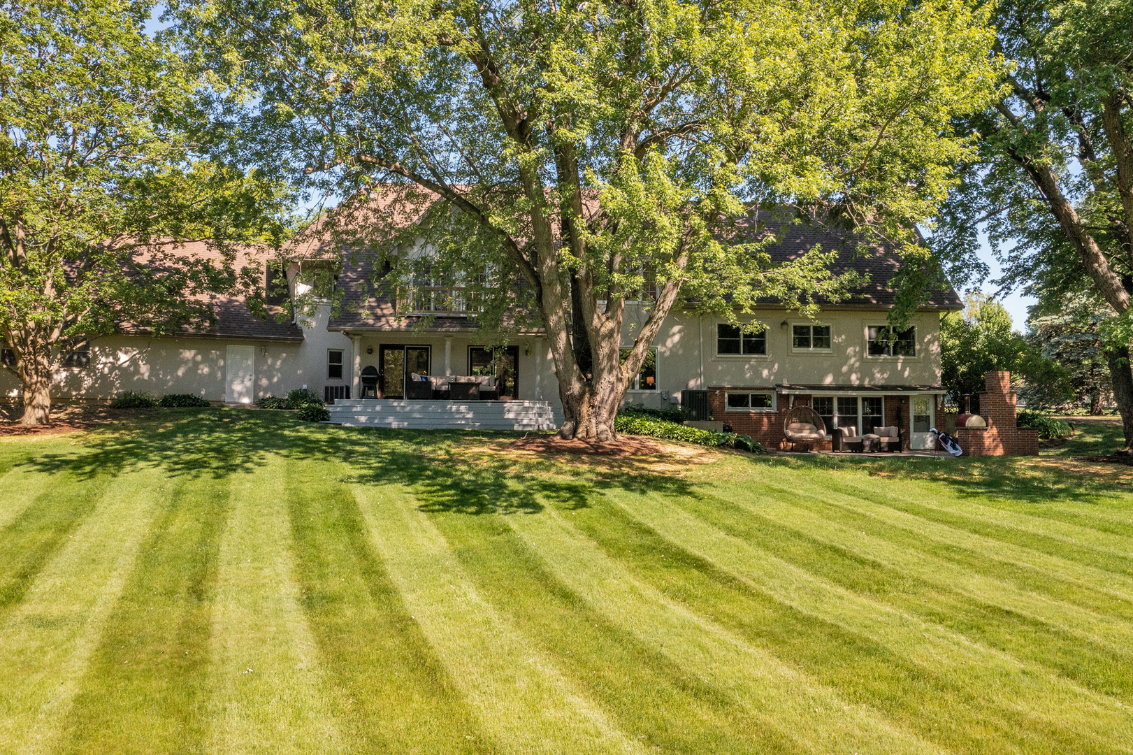 Inverness, Illinois, 60067, United States, 6 Bedrooms Bedrooms, ,7 BathroomsBathrooms,Residential,For Sale,2047955