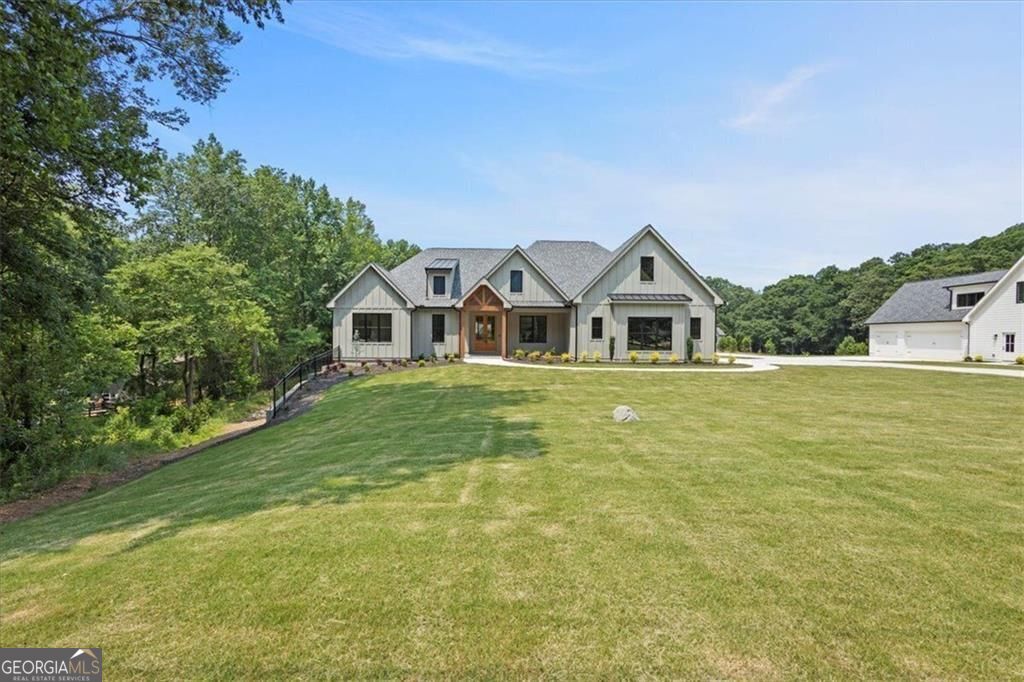 Gainesville, Georgia, 30506, United States, 5 Bedrooms Bedrooms, ,4 BathroomsBathrooms,Residential,For Sale,1909914