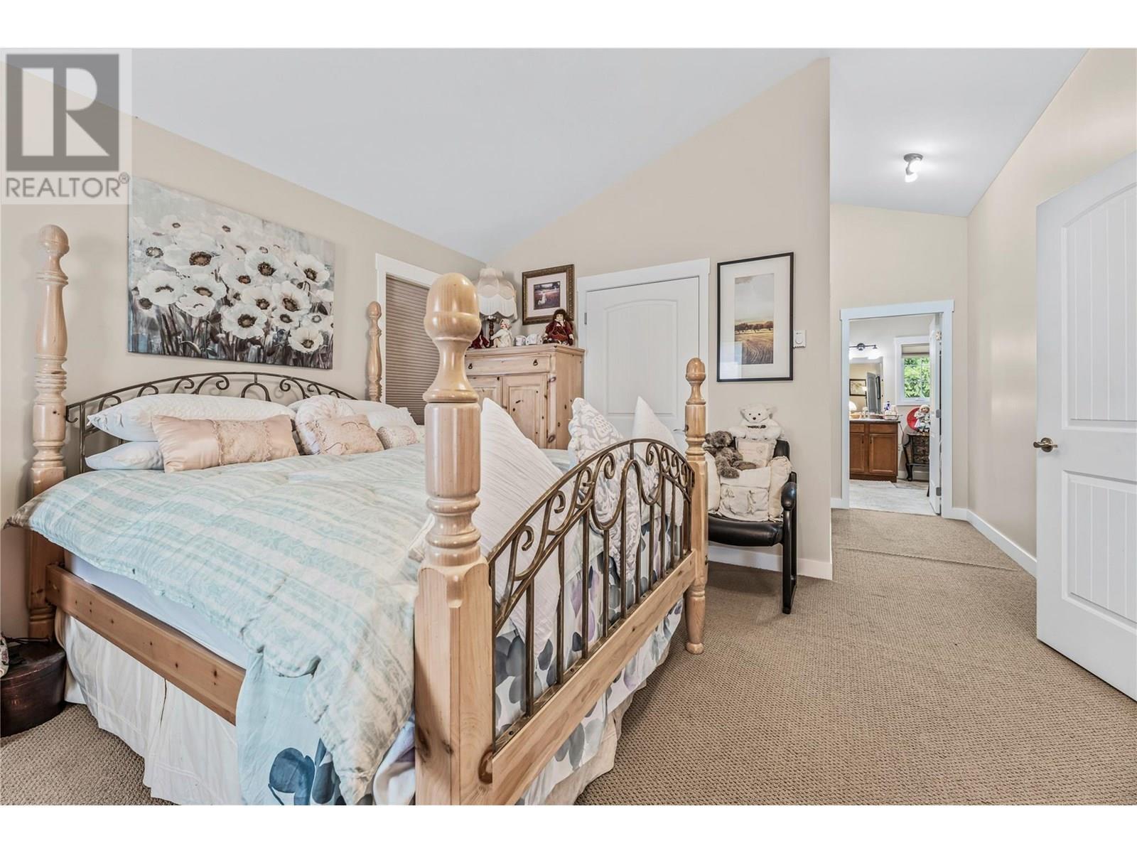 TAPPEN, British Columbia, V0E 2X2, CA, 2 Bedrooms Bedrooms, ,2 BathroomsBathrooms,Residential,For Sale,1868276