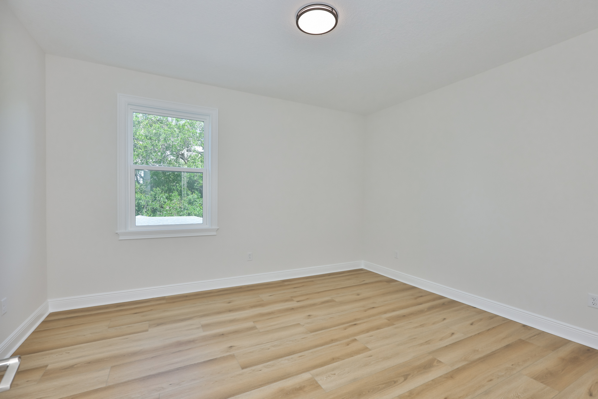 Tampa, Florida, 33607, United States, 3 Bedrooms Bedrooms, ,3 BathroomsBathrooms,Residential,For Sale,2049201