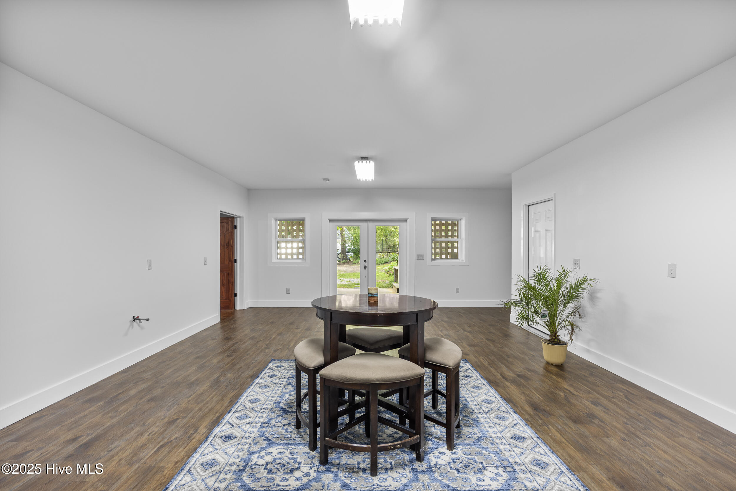 Wilmington, North Carolina, 28411, United States, 3 Bedrooms Bedrooms, ,3 BathroomsBathrooms,Residential,For Sale,1877023