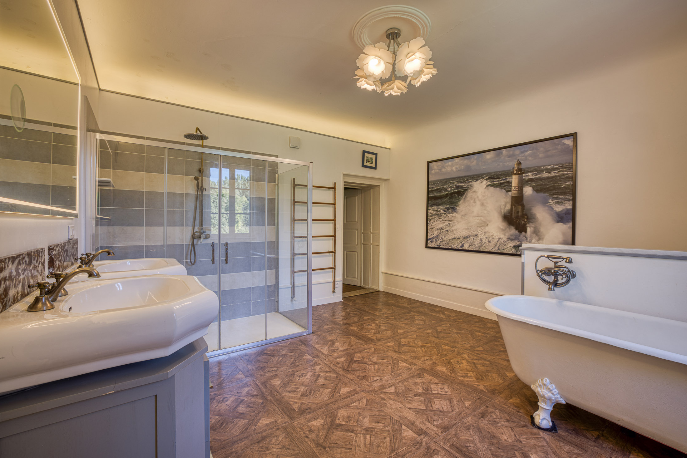  Elegant manor- close to the famed vineyards of Bugey - 物件實景