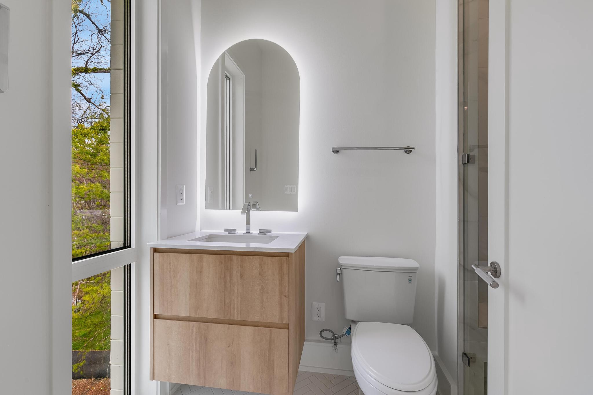  8757 Brook Road, Mclean, VA, 22102 - 物件實景