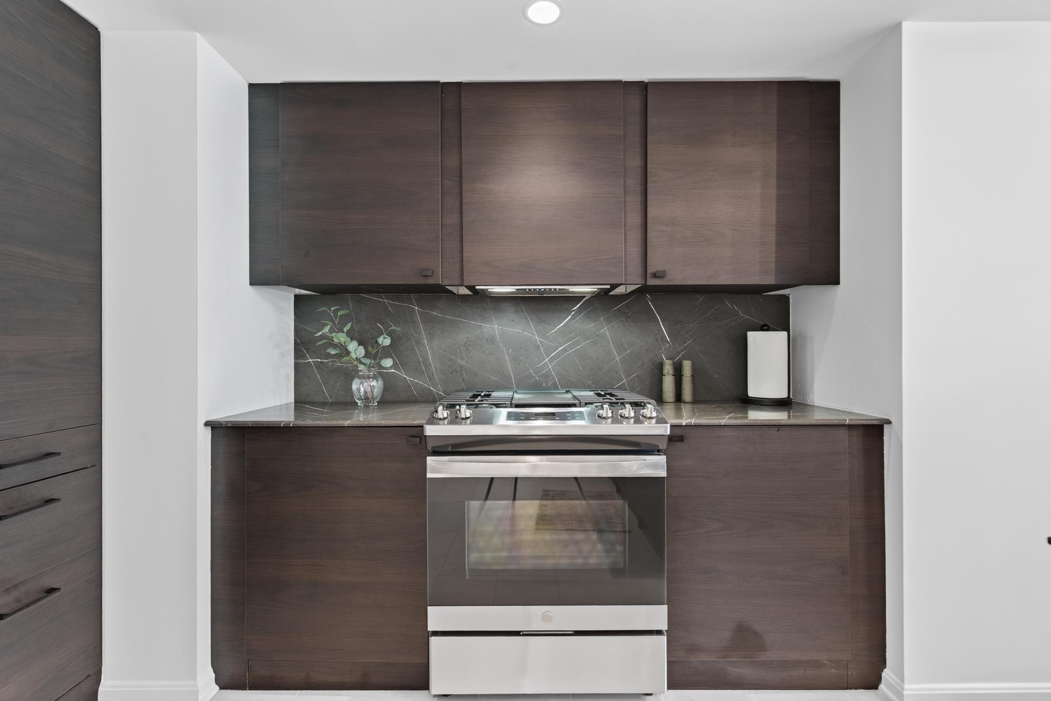  2220 Fairfax Drive, Arlington, VA, 22201 - 物件實景