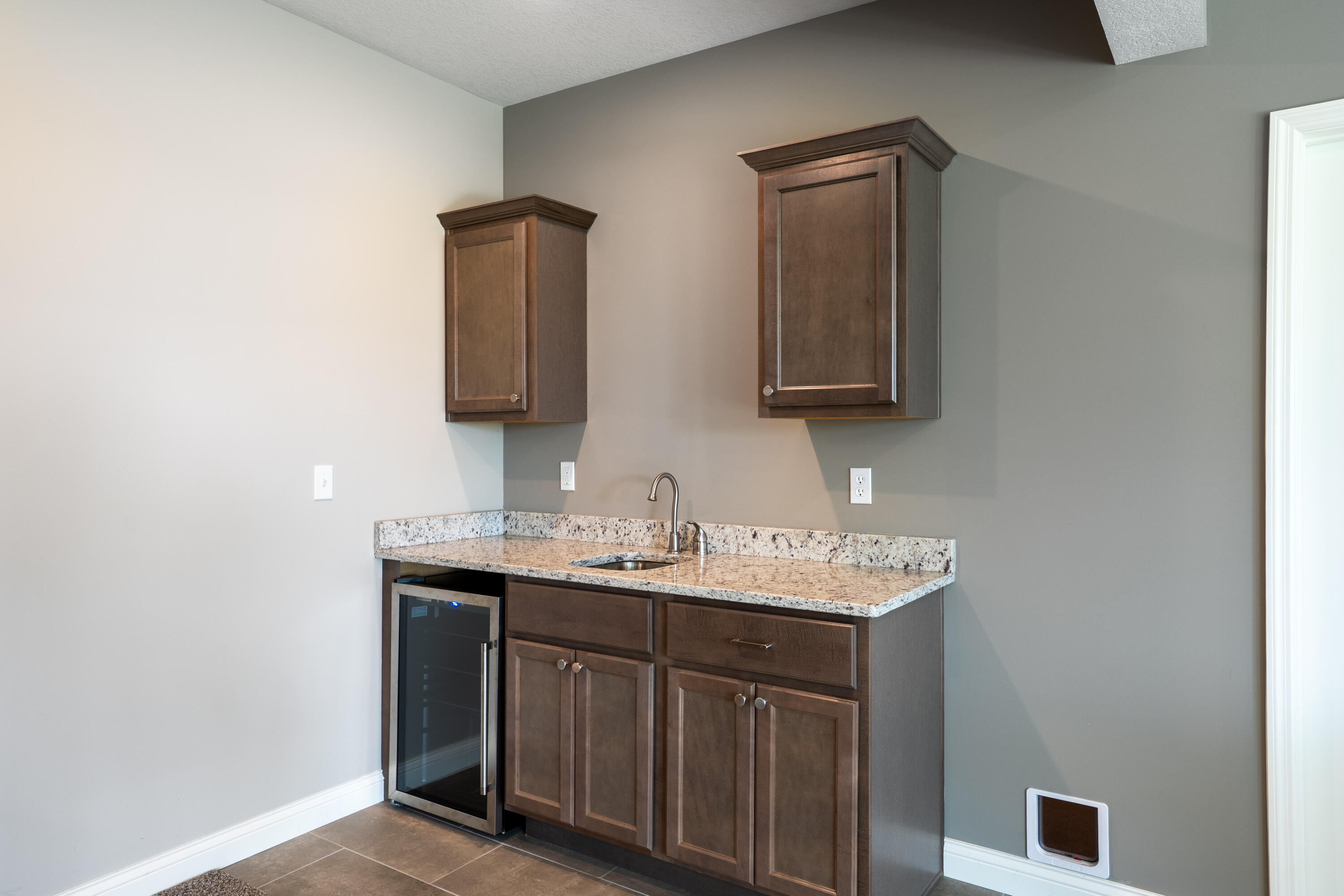 COLUMBIA, Missouri, 65203, United States, 5 Bedrooms Bedrooms, ,3 BathroomsBathrooms,Residential,For Sale,1976271