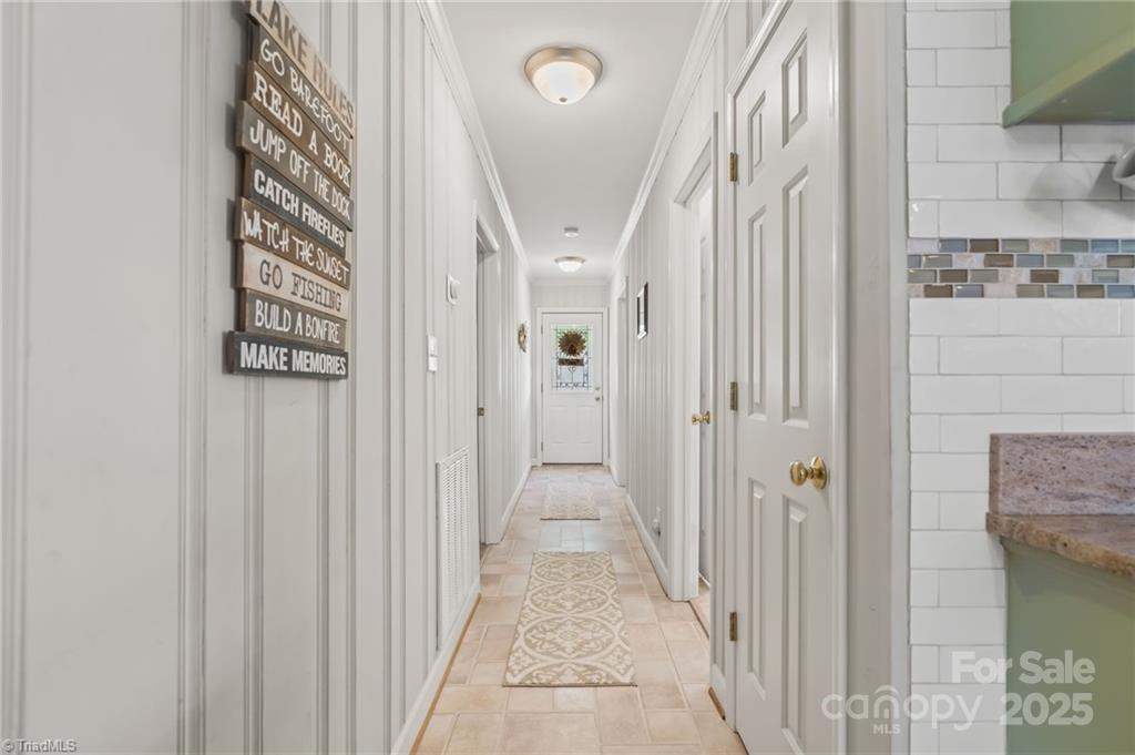 New London, North Carolina, 28127, United States, 3 Bedrooms Bedrooms, ,2 BathroomsBathrooms,Residential,For Sale,1827846