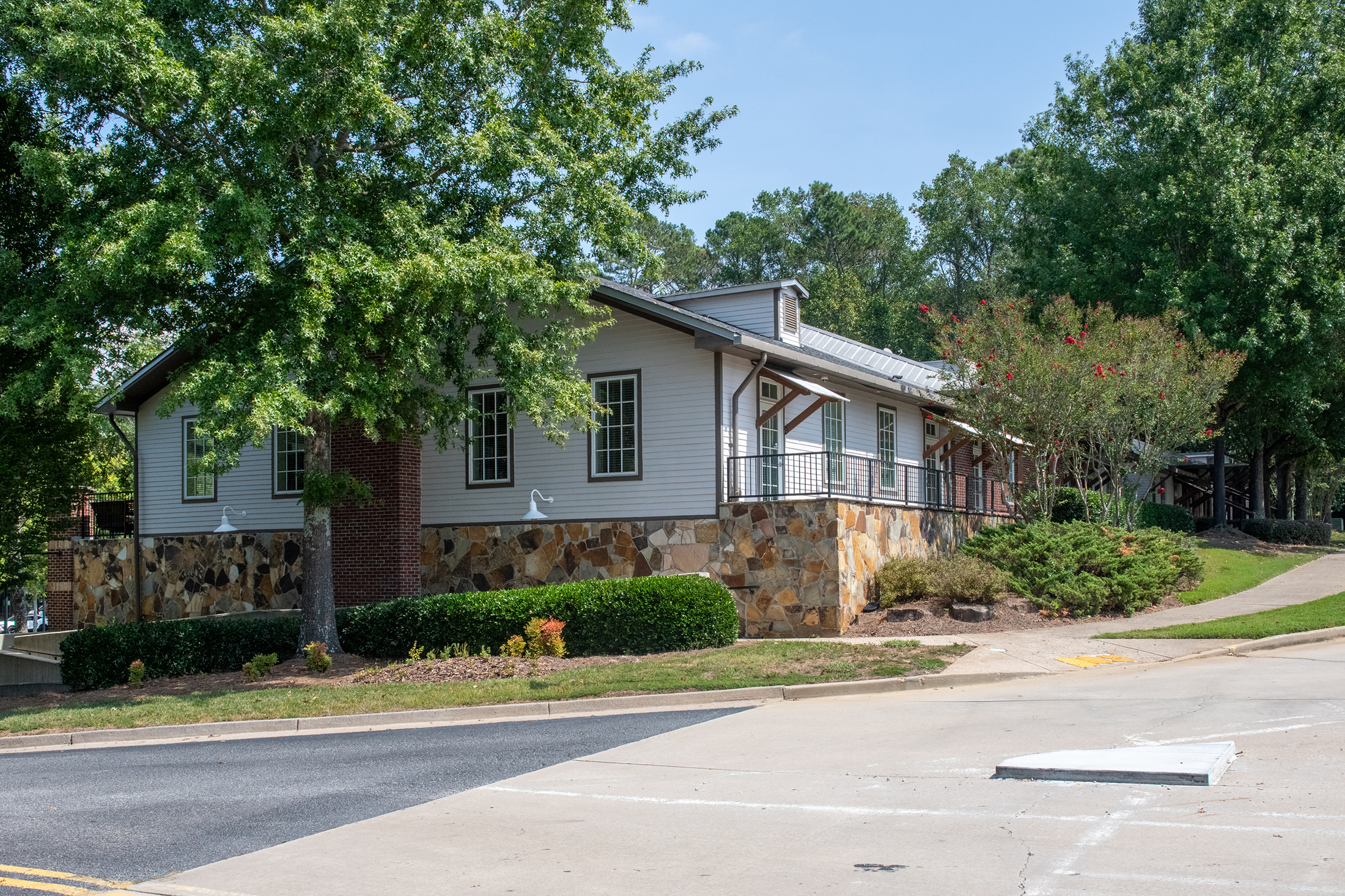  A Timeless Farmhouse Retreat on 7.3 Acres in Milton near Birmingham Crossroads - 物件實景