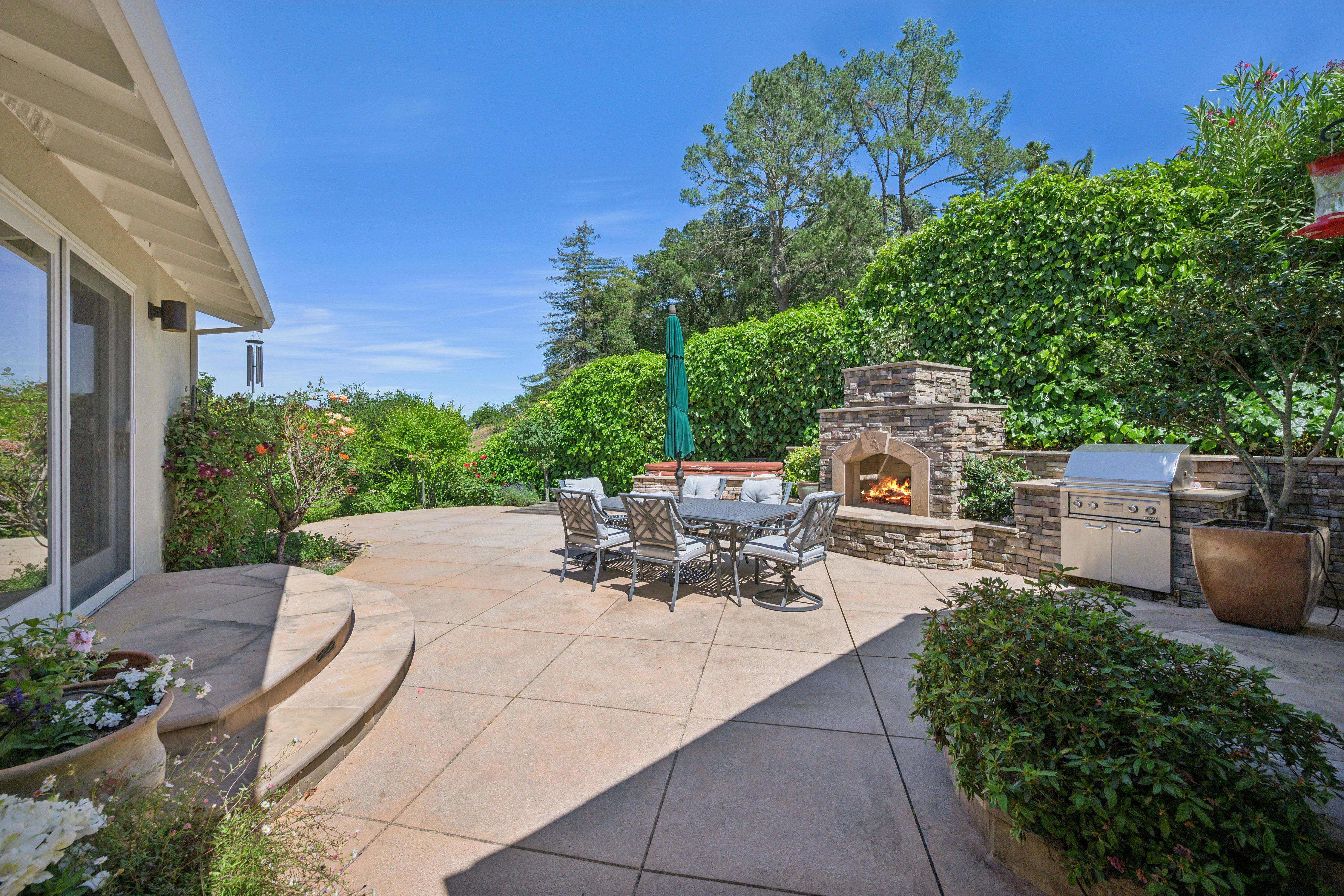  Exceptional Single Level Home in Loma Verde - 物件實景