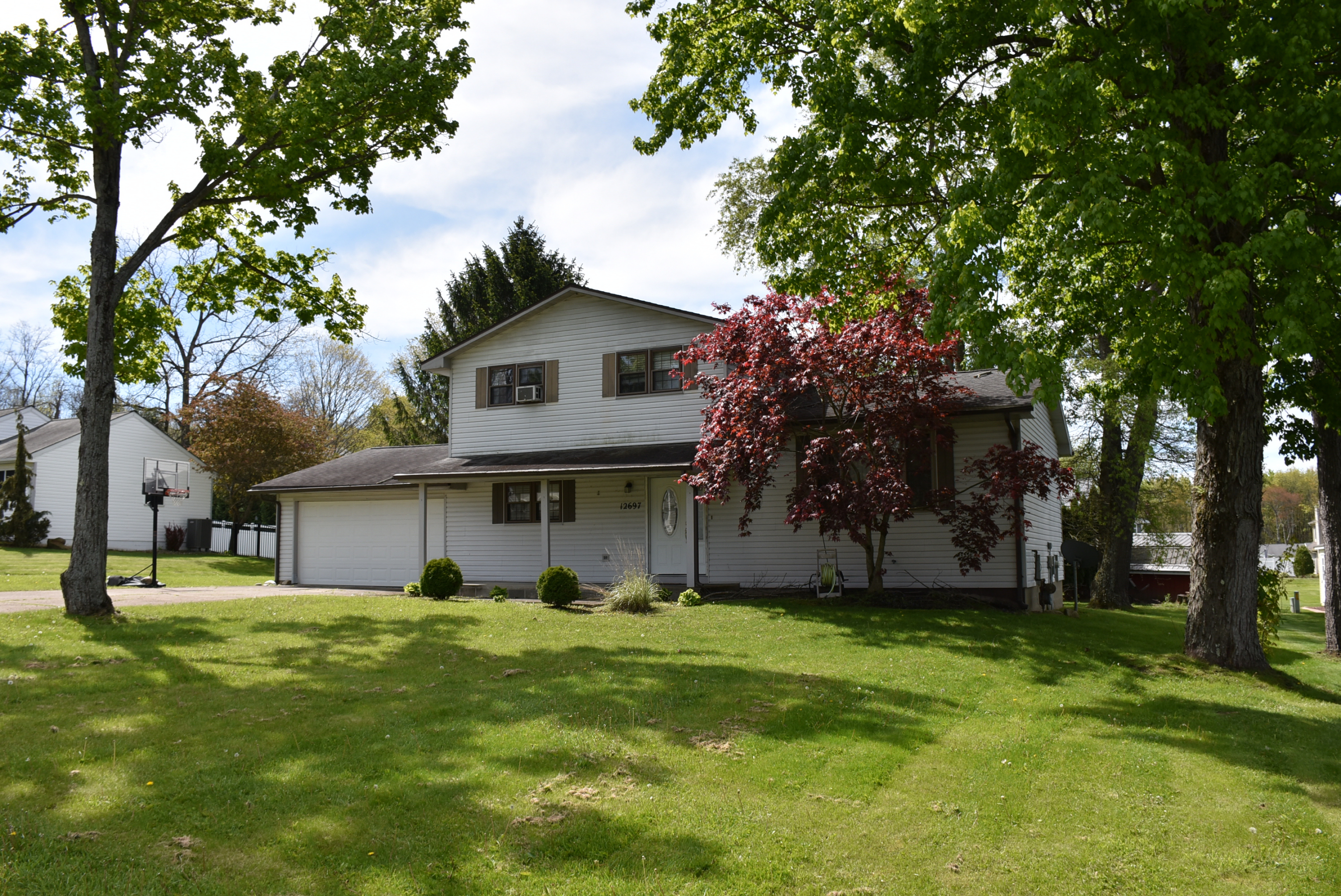 Walnut Dr, Conneaut Lake, PA 16316