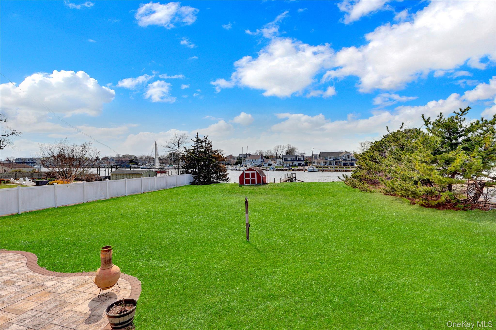  150 W Islip Road, West Islip, NY, 11795 - 物件實景