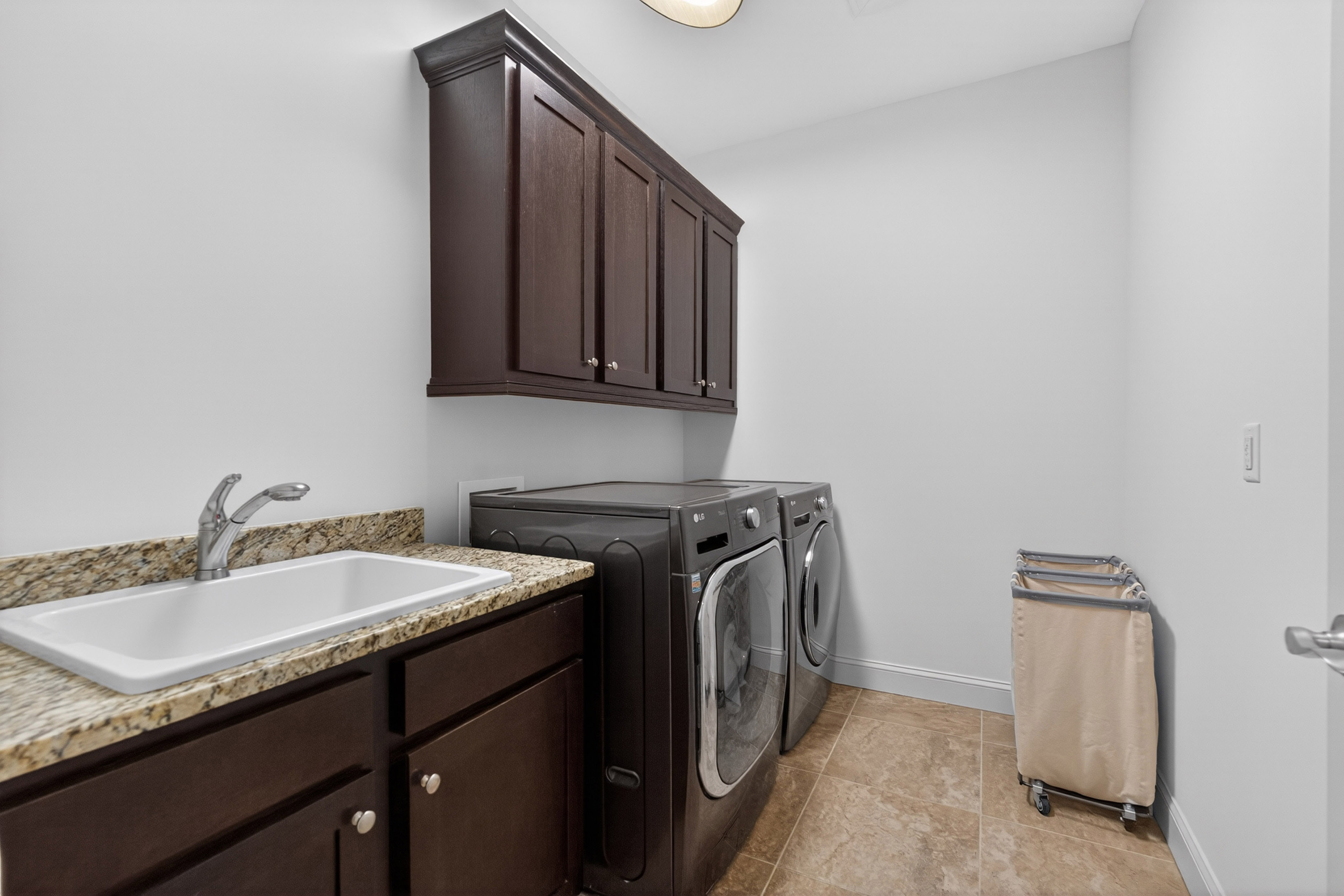  Experience Luxury in One of Georgia’s Most Prestigious Gated Golf Communities - 物件實景