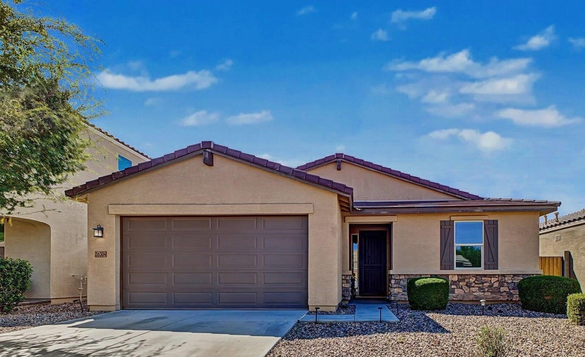  36304 N Chayton Dr  San Tan Valley, AZ - 物件實景