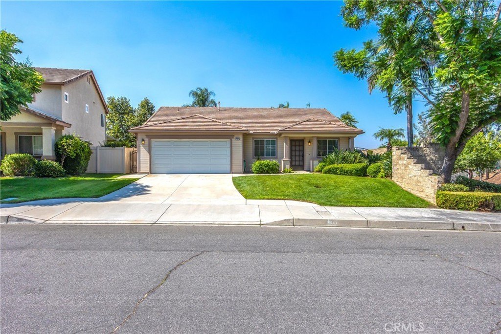 Highland, California, 92346, United States, 3 Bedrooms Bedrooms, ,2 BathroomsBathrooms,Residential,For Sale,1944789