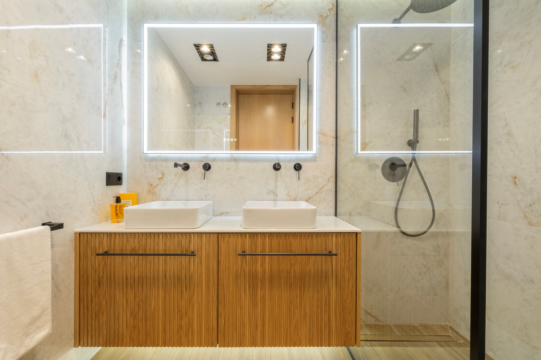  Flat, 2 bedrooms, for Sale - 物件實景