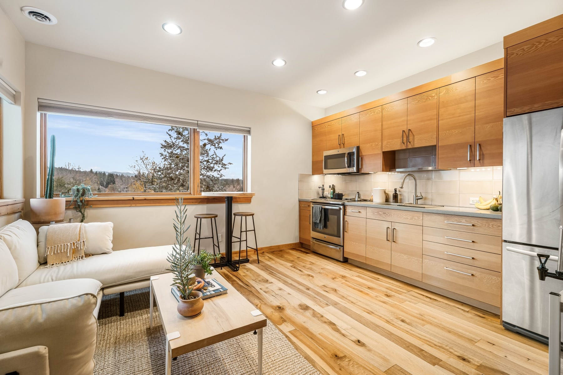  22 NW Shasta Place Bend, OR 97703 - 物件實景