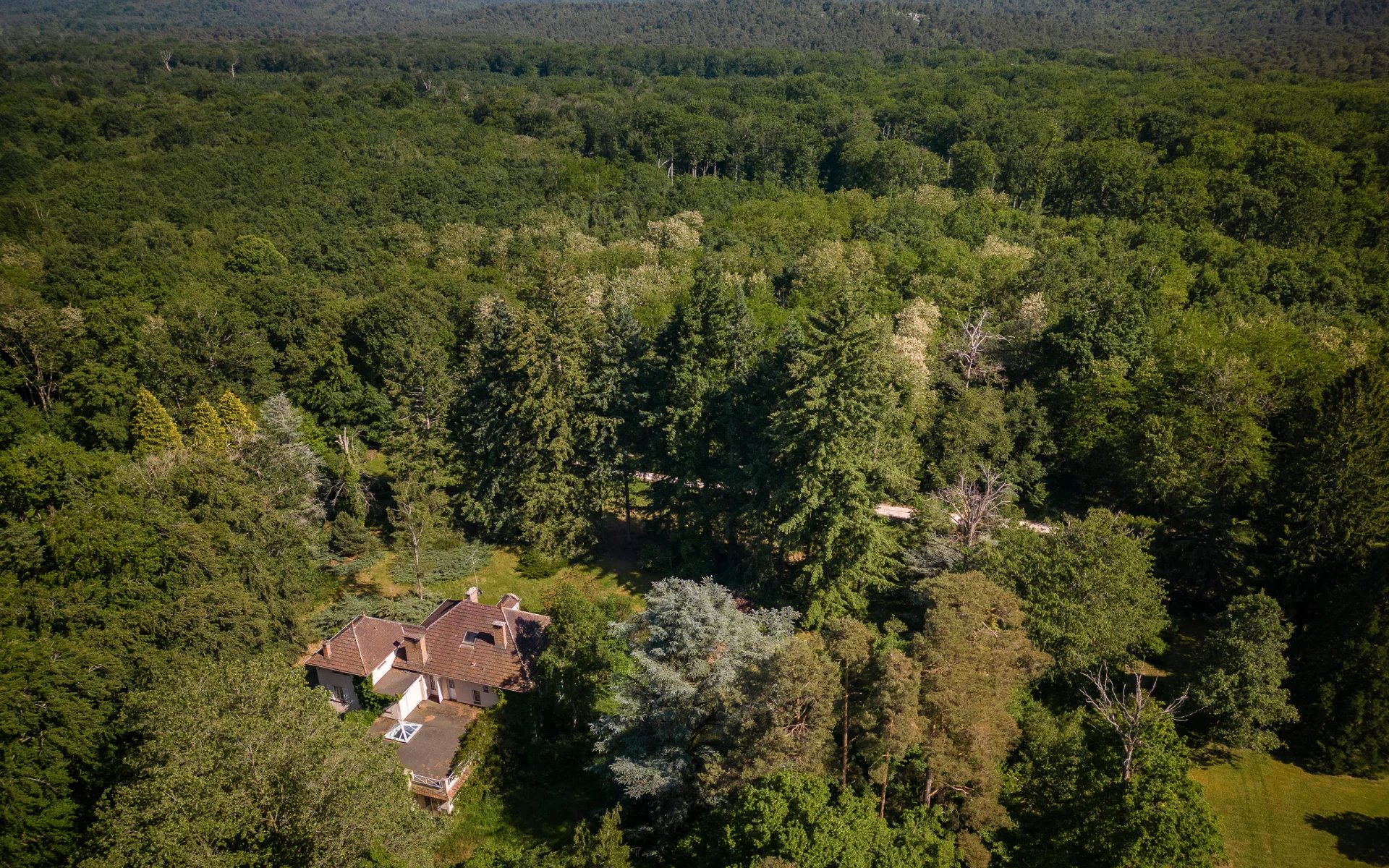 Barbizon, Île-de-France, 77630, FR, 2 Bedrooms Bedrooms, ,3 BathroomsBathrooms,Residential,For Sale,1634678