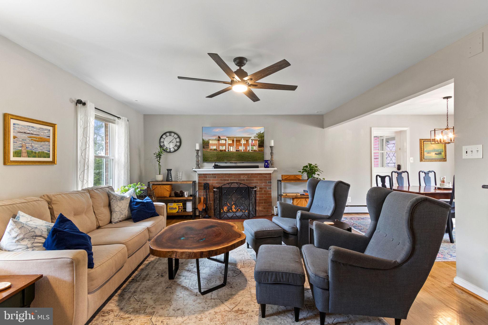 Lorton, Virginia, 22079, United States, 4 Bedrooms Bedrooms, ,3 BathroomsBathrooms,Residential,For Sale,1974671