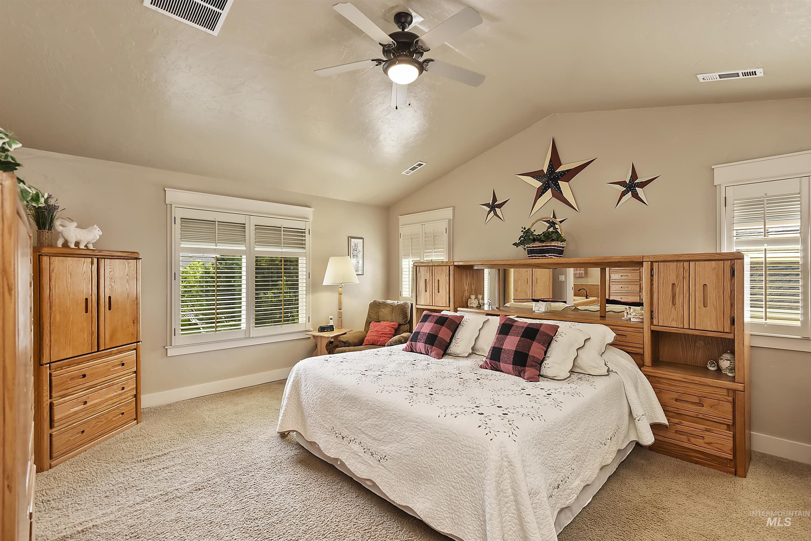 9887 Bray Creek St, Star, Idaho, 83669, United States, 3 Bedrooms Bedrooms, ,3 BathroomsBathrooms,Residential,For Sale,9887 Bray Creek St,1626319