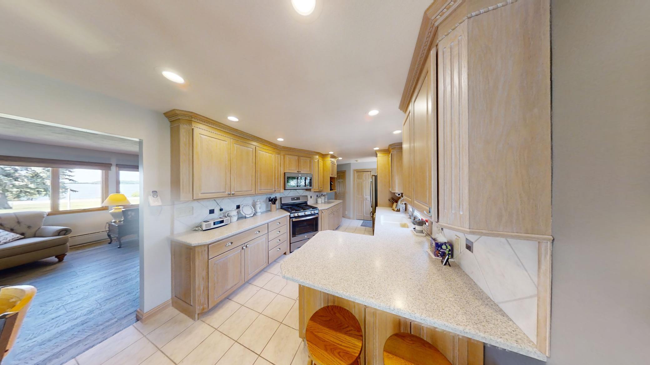 Alden, Minnesota, 56009, United States, 4 Bedrooms Bedrooms, ,1 BathroomBathrooms,Residential,For Sale,1920327