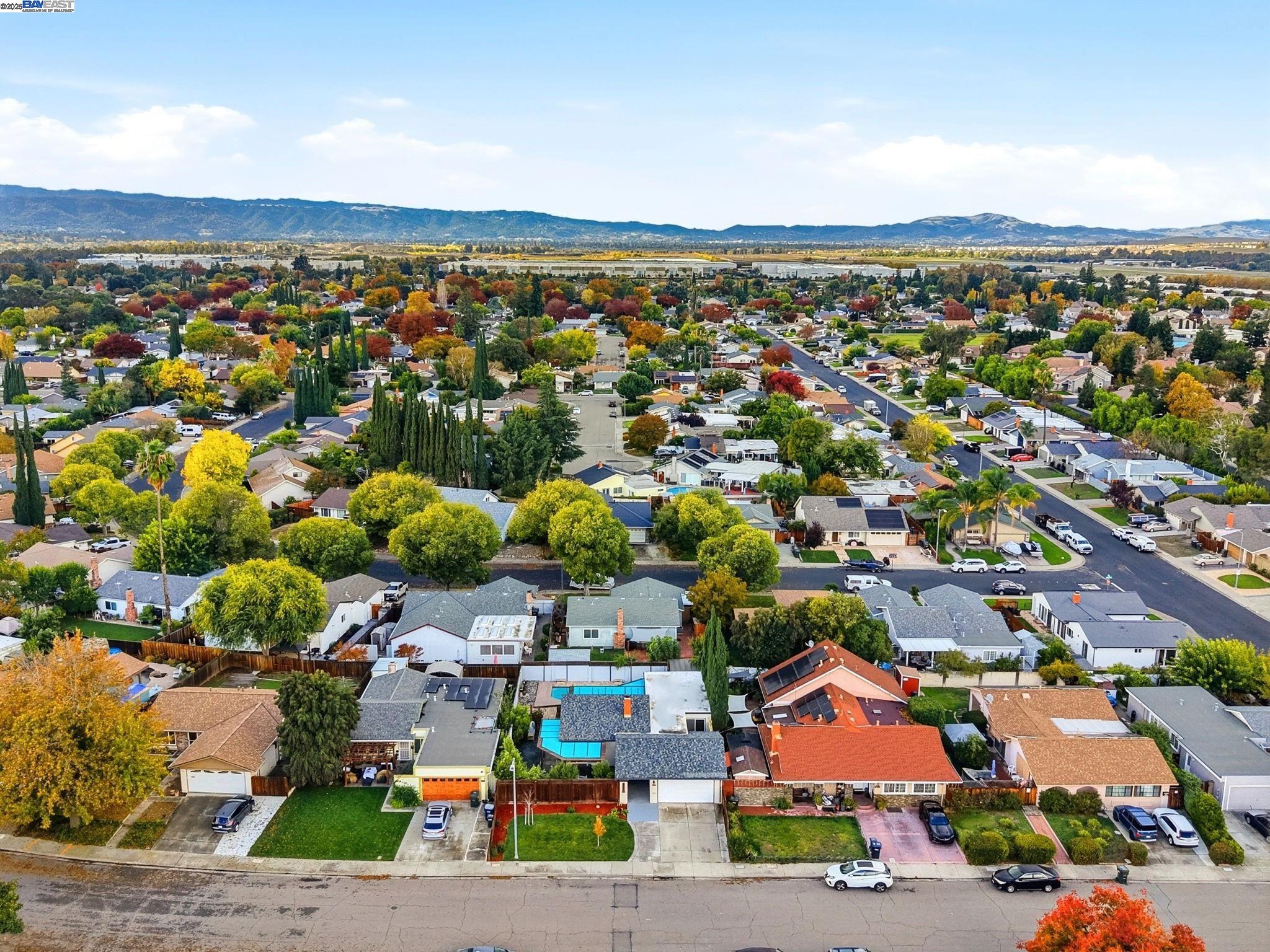 Livermore, California, 94551, United States, 3 Bedrooms Bedrooms, ,2 BathroomsBathrooms,Residential,For Sale,1992921