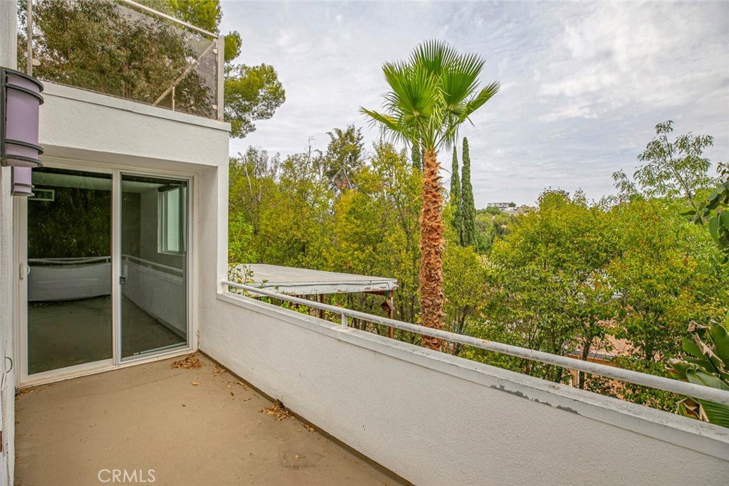 Woodland Hills, California, 91364, United States, 3 Bedrooms Bedrooms, ,3 BathroomsBathrooms,Residential,For Sale,1942330