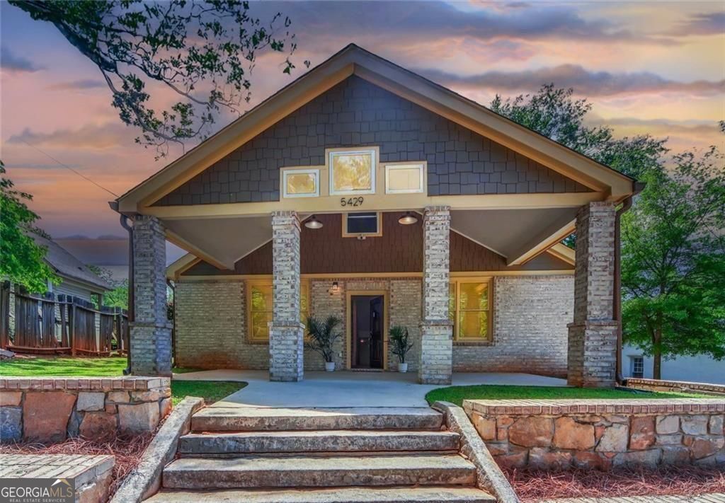 Stone Mountain, Georgia, 30083, United States, 4 Bedrooms Bedrooms, ,4 BathroomsBathrooms,Residential,For Sale,2038047